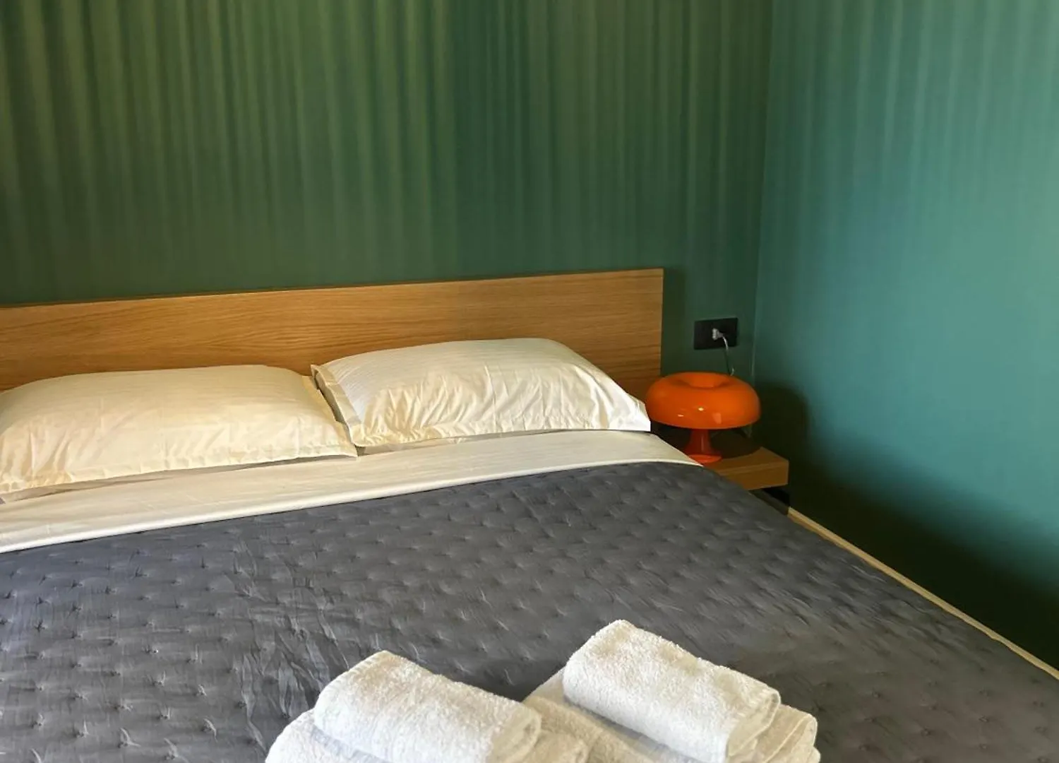 Lägenhet Luxury Central Stay Tirana Albanien